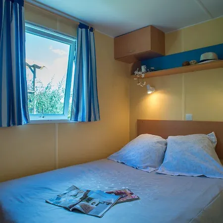 Camping Les Bastets Marsanne