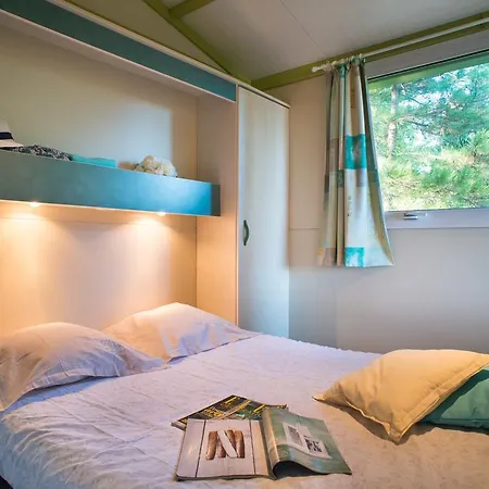 Camping Les Bastets Camping 4*
