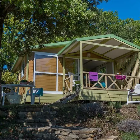 Camping Les Bastets Marsanne