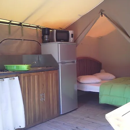 Camping Camping Les Bastets Marsanne