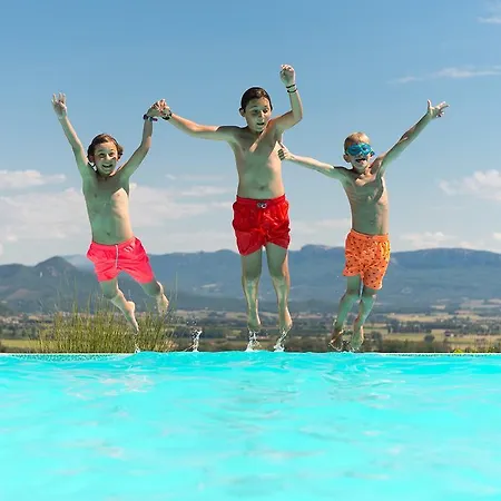 Camping Les Bastets Camping 4*